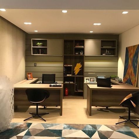 Home Office Extra Storage, Front Desk Ideas Reception Areas Diy, Dual Home Office Design, Office Interior Design 2 Desk, Small Office Design Interior 2 Desk, Trending Office Decor, 2 Desks Home Office, 3 Desk Office Layout Ideas, Home Office Two Desks Layout Window