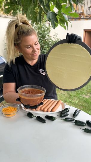 91M views · 732K reactions | BBQ Chili Dog Skillet | BBQ Chili Dog Skillet! One skillet, all the BBQ chili magic 🔥🌭 | By Chefclub Network | Bbq Chili Dog Skillet. Let's go
ahead and lay our hot dogs down on the outside of this pizza
crust. Once you've got those folded over, go ahead and give
them a little snip with your scissors and just twist the
sides and you'll get this really cool pattern just like
this. Let's go ahead and remove our
bowl and let that chili spread down into the center of this.
Top it with some cheese and some spicy jalapenos. Cover the
lid of your grill and once the outer crust of this pizza dough
is toasty, these are ready to go. Bbq Chili Dog Skillet, Grill Dinners, Chili Magic, Bbq Chili, Chefclub Network, Chili Dog, Grilled Dinner, Chili Dogs, One Skillet