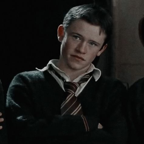 Seamus Finnigan Aesthetic, Devon Murray, Seamus Finnigan, Young Harry Potter, Hogwarts Quidditch, Welcome To Hogwarts, Hogwarts Aesthetic, Golden Trio, Harry Potter Aesthetic