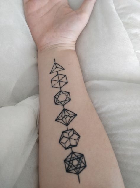 🧡🎲🌟 : Hey look it's another DnD tattoo! -... Dnd Dice Tattoo, Dnd Tattoo Ideas, Dnd Tattoo, Dice Tattoo, Virgo And Aries, Art With Meaning, Wicked Tattoos, Moon Tattoo Designs, D Tattoo