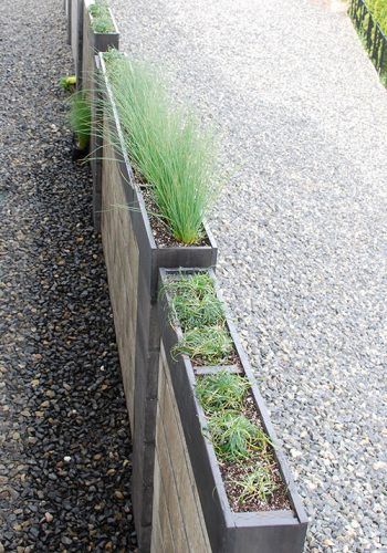 DIY Modern Outdoor Planters Wall Flower Boxes Outdoor, Diy Fence Planter Ideas, Narrow Planter Boxes, Planter Fence, Long Planter Boxes, Modern Outdoor Planters, Garden Border Ideas, Epoxy Concrete, Modern Planters Outdoor