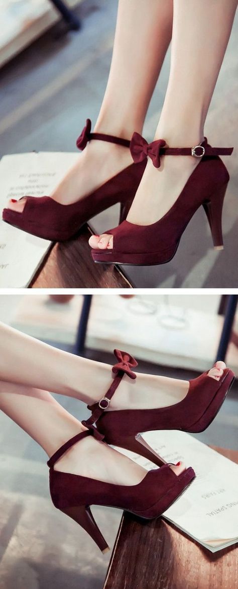 I'm not a big fan of peep toe shoes but these are cute. Burgundy Bow Pumps… Shoes With Bows, Hak Tinggi, Mode Tips, Bow Pumps, Cute Heels, Super High Heels, Peep Toe Shoes, Ankle Strap Pumps, Fabulous Shoes