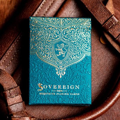 Luxury Playing Cards, Luxury Box Design, Cool Playing Cards, Unique Playing Cards, Bottle Design Packaging, Perfume Packaging, Playing Cards Design, Best Small Business Ideas, Box Packaging Design