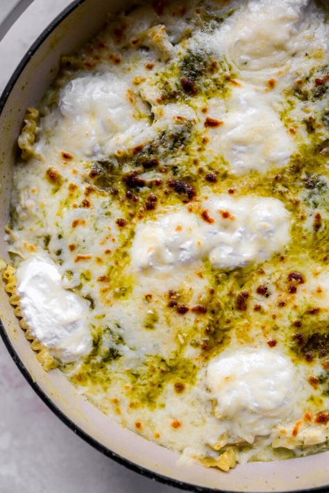 White Pesto Chicken Skillet Lasagna - Yes to Yolks White Pesto Lasagna, White Chicken Skillet Lasagna, Pesto Chicken Skillet, White Pesto, White Sauce Lasagna, Buffalo Chicken Lasagna, Pesto Lasagna, White Lasagna, Pesto Cheese