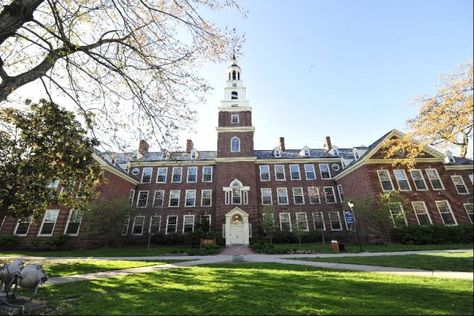 Draper Hall on the Berea College campus in Berea, Ky. Free Scholarships, Berea College, Berea Ky, College Search, My Old Kentucky Home, Education For All, College Campus, University Of Kentucky, Career Education