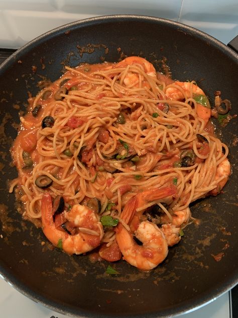 Pasta Puttanesca, Dream Food, Whats For Lunch, Korean Food, Aesthetic Food, Lunch Box, Spaghetti, Food And Drink, Cooking Recipes