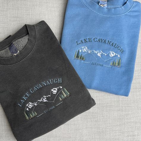 Embroidered Apparel, Mountain Design, Stylish Clothes, Embroidered Clothes, Embroidered Sweater, Beautiful Lakes, Style Gift, Sleeve Detail, Pacific Northwest