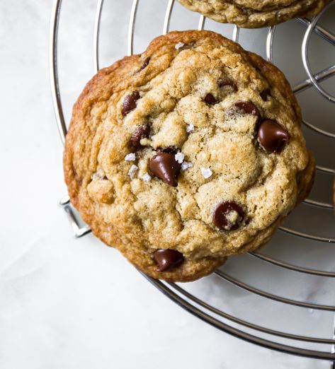 Classic Chocolate Chip Cookies Recipe, Baking Cupboard, Best Chocolate Chip Cookie Recipe, Ultimate Chocolate Chip Cookie, Soft Cookies, Best Chocolate Chip Cookies Recipe, Rest Time, Best Chocolate Chip, Easy Chocolate Chip Cookies