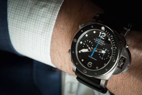 Hands On The Panerai Luminor Submersible 1950 3 Days Chrono Flyback Automatic Luminor Panerai, Luminor Watches, Panerai Luminor Submersible, Ap Royal Oak, Haute Jewelry, Panerai Luminor, High End Watches, Rubber Watches, Vintage Rolex