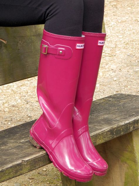 Raining Day Outfit, Pink Wellies, Rubber Boots, Rain Wear, Waterproof Boots, Black Leather Boots, Hunter Boots, High Heel Boots, Fashion Boots