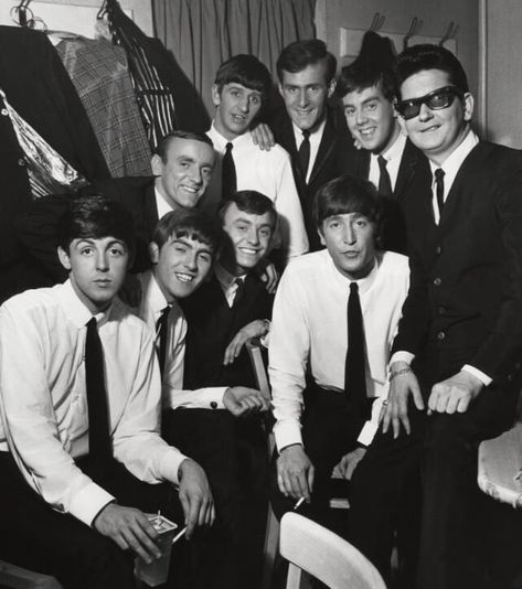 Gerry And The Pacemakers, Feelin Groovy, Just Good Friends, Beatles Photos, John Lennon Beatles, Beatles John, Roy Orbison, British Invasion, Ringo Starr