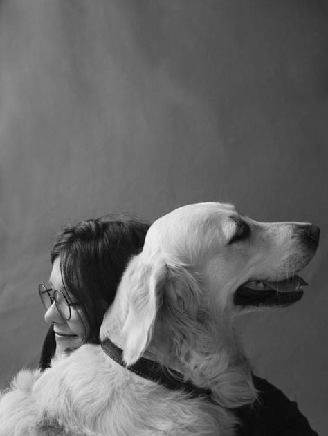 ANISIA KUZMINA PHOTOGRAPHY Dog Owner Photoshoot, Pet Photography Poses, Dog Photoshoot Pet Photography, Pet Photography Studio, Pet Portraits Photography, Human Photography, Animal Photoshoot, Dog Portraits Art, Photos With Dog