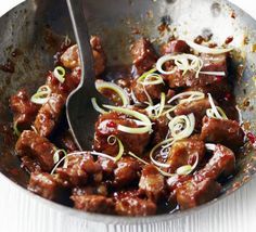 Vietnamese-style caramel pork: Stir-fry chunks of pork with shallots, ginger and chilli in a wok then add fish sauce and brown sugar for a sweet, sticky and spicy sauce Caramel Pork, Vietnamese Style, Sticky Pork, Recipes Pork, Mapo Tofu, Viet Food, Vietnamese Cuisine, Pork Recipe, Spicy Sauce