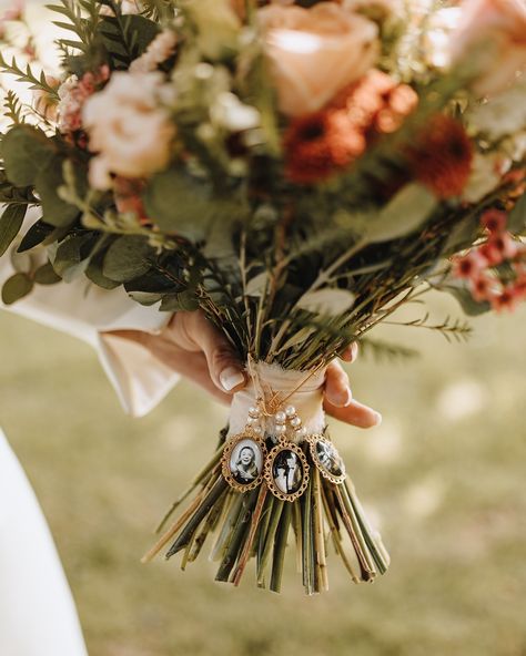 HANNAH & BENJAMIN // a country elopement 🧡🫶🏻 The sweetest countryside elopement with these two and their loved ones last week. A registry office ceremony, followed by a walk through cockington and drinks in a cute country thatched pub made for the most perfect day. It was an absolute pleasure to witness these two and their love for one another, the most purest love of all. 🤍 #elopmentphotographer #elopement #weddingday #weddingphotographer #ukweddingphotographer #cockington #devonwedd... Country Elopement, Photo Bouquet, Wedding Bouquet Charms, Wedding Memory, Memory Pictures, Groomsmen Boutonniere, Groom Ties, Memorial Pendant, Bouquet Charms