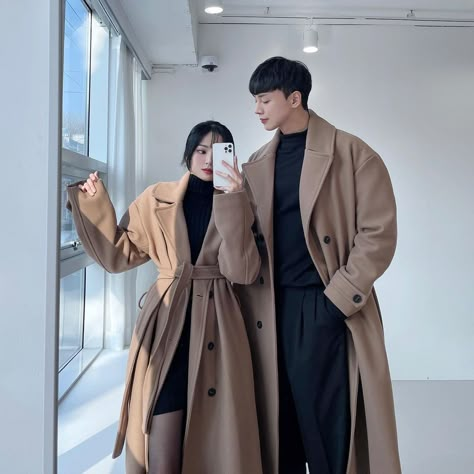 Couple Outfits Korean, Matching Clothes Couple, Korean Couple Outfits, Couple Outfits Matching, Couple Matching Outfits, Mode Emo, Kim Sohyun, Couple Fits, Kampot