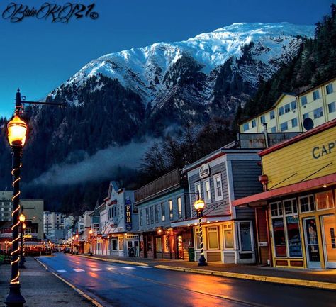 Juneau Alaska Photos, Seasons Photography, Alaska Usa, Mountain City, Juneau Alaska, Eternal Youth, Alaska Airlines, Dream Travel Destinations, John Muir