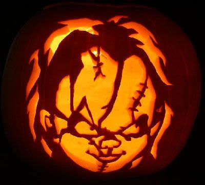 Pumpkins Inspired by Scary Movies Chucky Pumpkin Carving, Chucky Pumpkin, Pumpkin Face Templates, Awesome Pumpkin Carvings, Halloween Pumpkin Stencils, Pumpkin Cravings, Halloween Pumpkin Carving Stencils, Creative Pumpkin Carving, Scary Pumpkin Carving