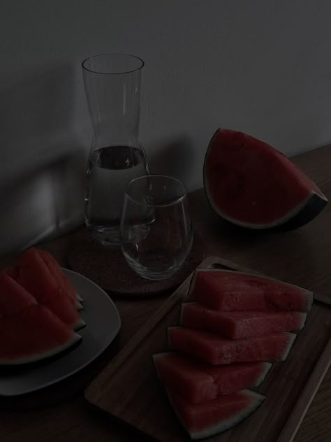 Love Drought, Aesthetic Healthy Lifestyle, Fruit Aesthetic, Aesthetic Breakfast, Recipe Aesthetic, Low Exposure, Random Dump, Healthy Food Motivation, Aesthetic Coffee