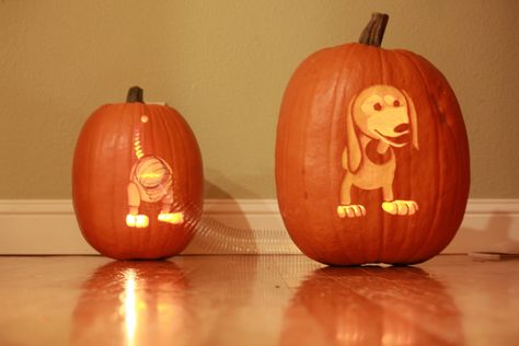 Slinky Dog from Toy Story Halloween Pumpkin Toy Story Pumpkin Carving Stencils, Dog Pumkin Ideas, Toy Story Pumpkin Ideas Carving, Dachshund Pumpkin Carving Ideas, Slinky Dog Pumpkin, Toy Story Pumpkin Carving, Toy Story Pumpkin, Pumping Carving, Halloween Pumkin Ideas