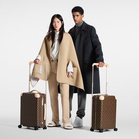 Horizon Family Collection for Women | LOUIS VUITTON Lv Suitcase Louis Vuitton, Luxury Suitcase, Lv Luggage, Marc Newson, Vintage Phone Case, Louis Vuitton Luggage, Branded Outfits, Louis Vuitton Official Website, Flat Interior