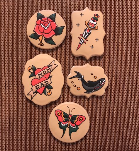 Tattoo Cookies Decorated, Traditional Tattoo Baby, Tattoo Cookies, Tattoo Baby Shower, Cookie Crumble, Baby Bug, Birthday Cake With Flowers, Sailor Jerry, Baby Cookies