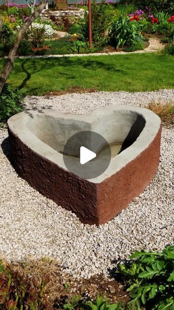 366K views · 11K likes | 5-Minute Crafts on Instagram: "Beautiful DIY fountain ideas for your backyard! ⛲

#5hourcrafts #diyfountain #backyardcrafts #backyardinspo" Backyard Flower Beds, Diy Fountain Ideas, Yard Fountain, Backyard Crafts, Cement Ideas, Fountain Ideas, Diy Fountain, Laundry Room Renovation, 5 Min Crafts