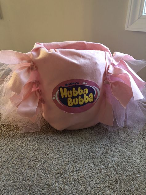 Hubba Bubba Costume, Bubble Gum Costume, Halloween Costumes You Can Make, Hubba Bubba, Pink Bubbles, Wear Pink, Bubble Gum, Costume Ideas, Halloween Costume