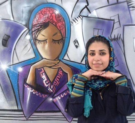 International artist Shamisia is very good at painting women in burqas or women morphed into and surrounded by symbolic shapes Female Street Artist, Urban Street Art, Artist Biography, Artist Profile, Graffiti Artist, Mural Painting, Art Digital, Street Art Graffiti, Women In History