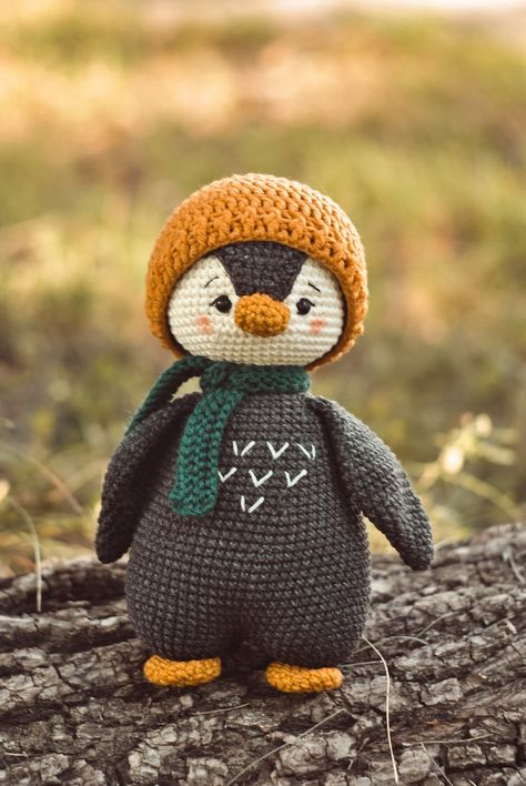 Crochet Penguin Pattern, Penguin Crochet Pattern, Amigurumi Penguin, Penguin Crochet, Baby Toys 6 Months, Crochet Penguin, Penguin Pattern, Crochet Horse, Crochet Baby Toys