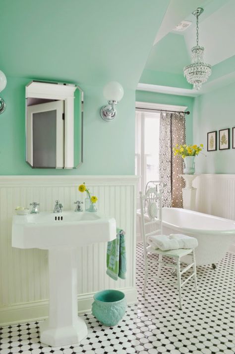 My Favorite Green Rooms Green Small Bathrooms, Classic Bathroom Tile, Mint Green Bathrooms, Colorful Bathrooms, Cottage Style Bathrooms, Vintage Bathroom Tile, Vintage Bathroom Decor, House Of Turquoise, Victorian Bathroom