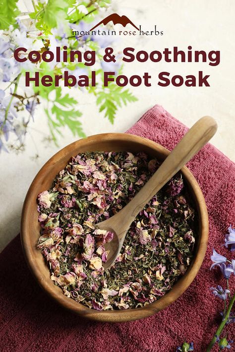 Cooling Herbs, Herbal Kitchen, Simmering Pot, Foot Soak Recipe, Bath Salts Recipe, Herbal Cleanse, Mountain Rose Herbs, Healing Remedies, Bath Recipes