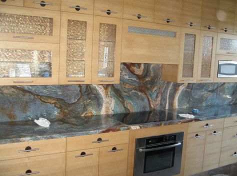 Beautiful! Blue Countertops, Blue Granite Countertops, Outdoor Kitchen Countertops, Blue Granite, Maple Cabinets, Granite Colors, Granite Countertops Kitchen, Granite Kitchen, Marble Tile