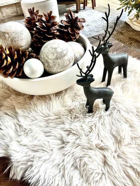 Holiday Coffee Table Decor, Christmas Vignettes, Fur Decor, Winter Coffee, Christmas Runner, Coffee Table Styling, Holiday Coffee, Faux Fur Throw, Decorating Coffee Tables