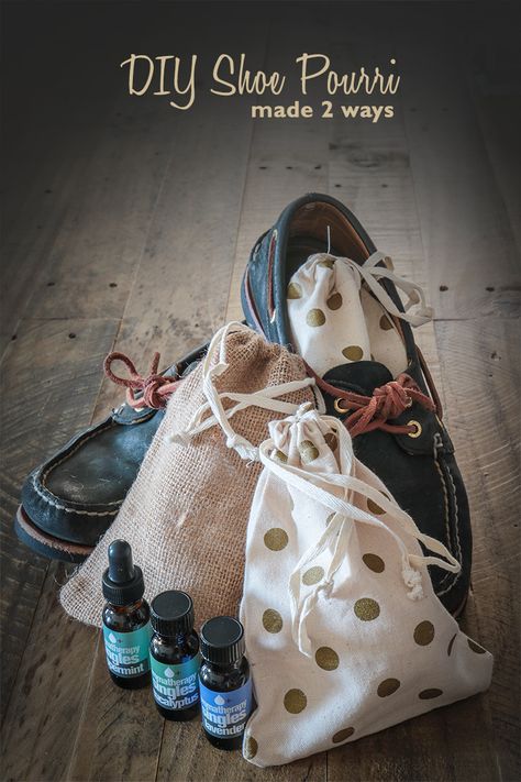 DIY Shoe Pourri Made in 2 Ways, Homemade Shoe-Pourri Diy Poopourri, Poop Spray, Poo Spray, Shoe Deodorizer, Homemade Shoes, Shoe Spray, Deodorize Shoes, Bath Recipes, Diy Shoe