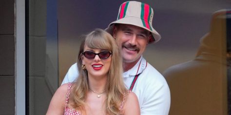 Taylor Swift and Travis Kelce Had a Steamy Make-Out Session in Front of Their Dads White Horse Lyrics, Make Out Session, Chiefs Game, Tv Sport, Royal Family News, Sports Awards, Celebrity Moms, Taylor Swift Songs, Travis Kelce