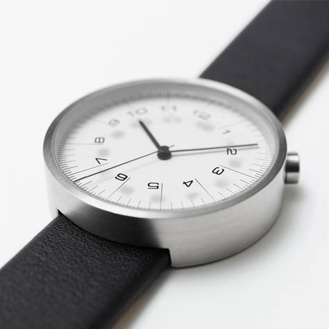 WATCH Nendo Design, Minimal Watch, Design Japonais, Minimalist Watch, Watch Collection, Apparel Design, Cool Watches, Watch Design, Luxury Watches