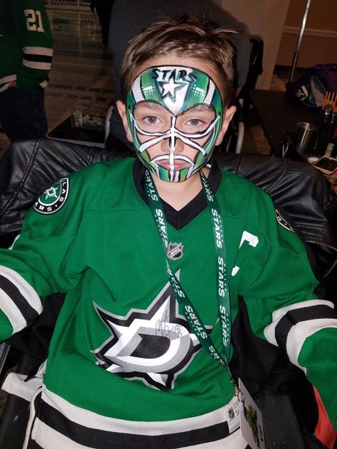 Dallas Stars Hockey Mask Hockey Face Paint, Hockey Face Paint Ideas, Hockey Halloween, Dallas Stars Hockey, Hockey Kids, Stars Hockey, Hockey Mask, Kids Face Paint, Painted Faces