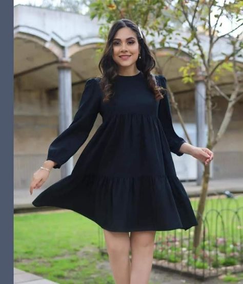 Long Sleeve Frock Design, Short Frocks For Women Fashion Outfits, Mini Frocks For Women, New Short Frock Design, Frock Fashion Style, Black Frock Design, Short Frocks For Women, Ladies Frock Design, Frocks For Women