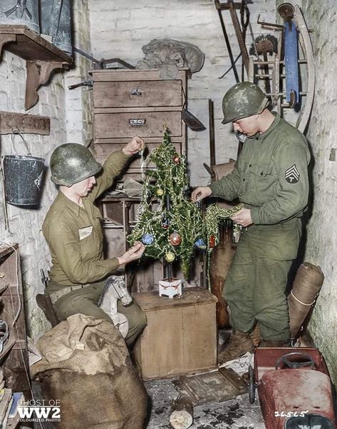 Germany December, Military Christmas, Decorate A Christmas Tree, Us Army Soldier, Vintage Christmas Photos, Form Follows Function, Ww2 History, North Rhine Westphalia, Military Photos