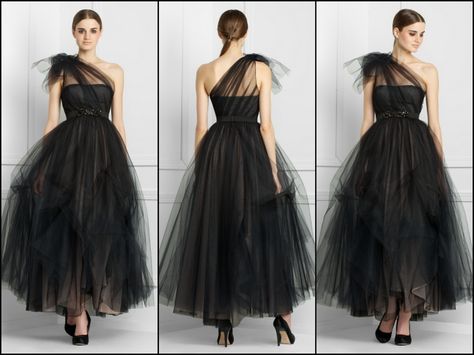 BCBG black tulle gown Black Tulle Gown, Holidays Outfits, Classy Prom, Chic Dress Classy, Tulle Gown, Black Tulle, Max Azria, Unique Dresses, Retail Store