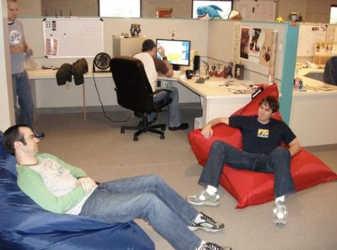 tom fulp, jeff bandelin/johnnyutah, and dan paladin chillin in the ng office sometime in the early 2000s (probably idk their pants look like the 00s) 2000s Office Aesthetic, Early 2000s Computer, Computer Games From The 2000s, Dan And Phil 2009, Beware The Pipeline Meme, Dumpster Diving, White Boys, Wild West, Dumb And Dumber