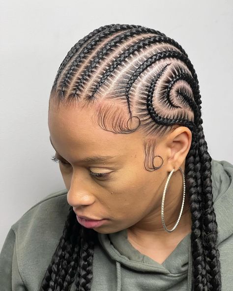 15 Cornrow Braids To Change Your Summer Look - Her Darling Life Black Women Stitch Braids, Women Stitch Braids, Honey Blonde Cornrows, Stitch Ponytail Braids, Stitch Cornrows For Black Women, Braids Alicia Keys, Freestyle Cornrows Braids, Stitch Ponytail, Blonde Cornrows