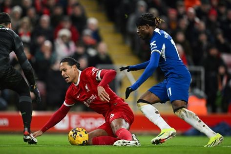 Classic clashes between Liverpool and Chelsea https://hattrickt.com/posts/classic-clashes-between-liverpool-and-chelsea-1303562 Liverpool Vs Chelsea, Liverpool Goalkeeper, Chelsea Manager, Fa Cup Final, José Mourinho, Soccer World, World Football, The League, Fa Cup