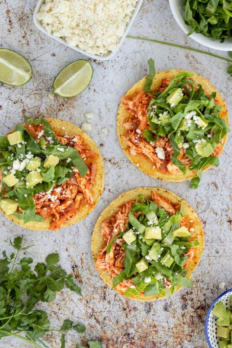 Hot Weather Dinner Ideas, Chicken Tinga Tostadas, Tinga Tostadas, Baked Tostadas, Tinga Recipe, Shrimp Tostadas, Summer Appetizers, Tostada Recipes, Chicken Tinga