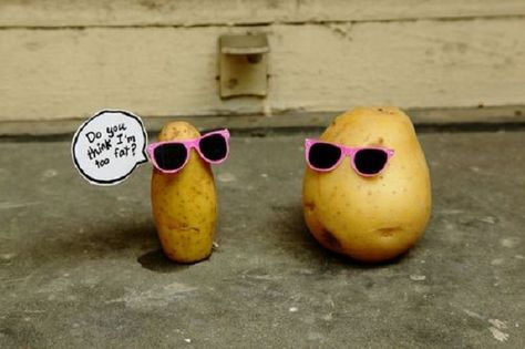 Humorous Food Installation Features Potatoes Wearing Pink Shades. LOL Food Installation, Artistic Food, Potato Funny, Pink Shades, In Case Of Emergency, Brown Aesthetic, Fun Food, Wear Pink, Good Food