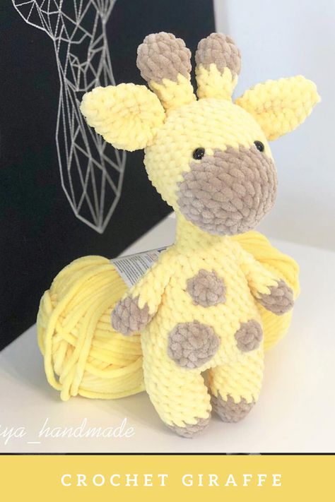 Crochet Free Patterns Easy, Giraffe Haken, Plush Giraffe, Crochet Giraffe Pattern, Crochet Toys Free Patterns, Giraffe Crochet, Crochet Toys Free, Easy Crochet Animals, Confection Au Crochet