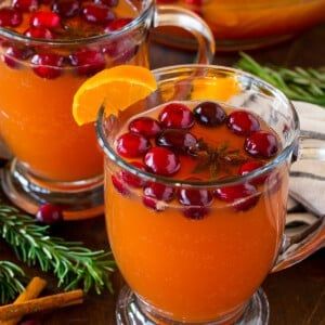 Thanksgiving Goodies, Thanksgiving Punch, Fall Fruit, Cornbread Dressing Southern, Thanksgiving Salad, Slow Cooker Turkey Breast, Yams Recipe, Cranberry Juice Cocktail, Slow Cooker Apples