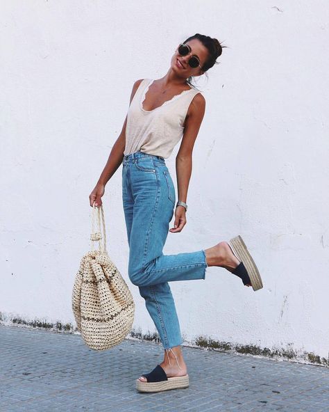 See this Instagram photo by @hairsandstyles • 51.4k likes Cute Easter Outfits, Comfy Summer Outfits, Moda Hippie, Fashion Blogger Style, Cooler Look, Summer Outfit Inspiration, Easter Outfit, Mode Inspo, Inspiration Mode