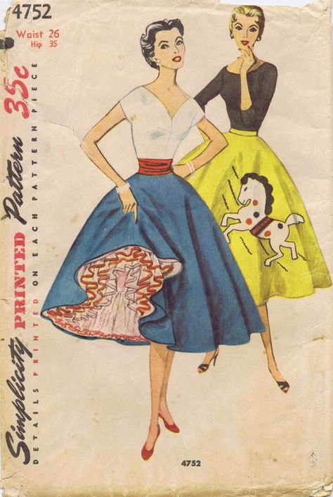 Horse Applique, Circle Skirt Pattern, Applique Skirt, 1950s Skirt, Mother Daughter Fashion, Sewing Vintage, Patron Vintage, Circle Skirts, Poodle Skirt