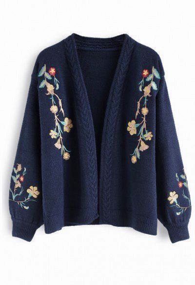 Sweater Designs, Embroidery Sweater, Pola Sulam, Trendy Fashion Tops, Embroidery On Clothes, Embroidered Cardigan, Embroidered Clothes, Sweater Design, Looks Vintage